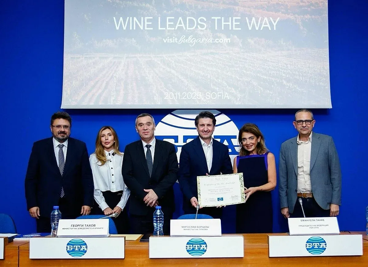 България влезе в Европейския културен маршрут „Пътят на виното“