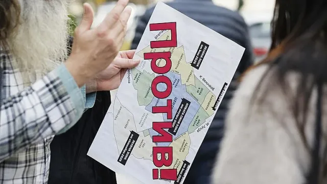 Гневен протестиращ опита да нахлуе при Терзиев