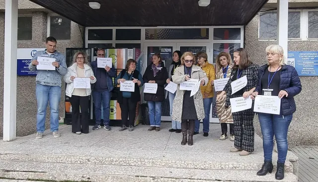 Нов протест! КНСБ свиква държавните служители пред парламента