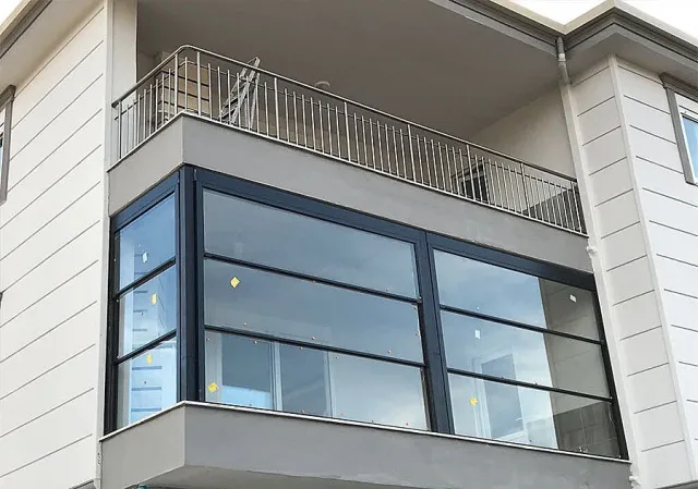 Голяма драма с остъклените тераси. Съседите решават