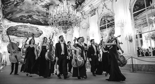 БГ музиканти блестят в оркестъра "Виена Шьонбрун"