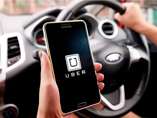 Uber влиза в София! Ще изчезнат ли такситата?