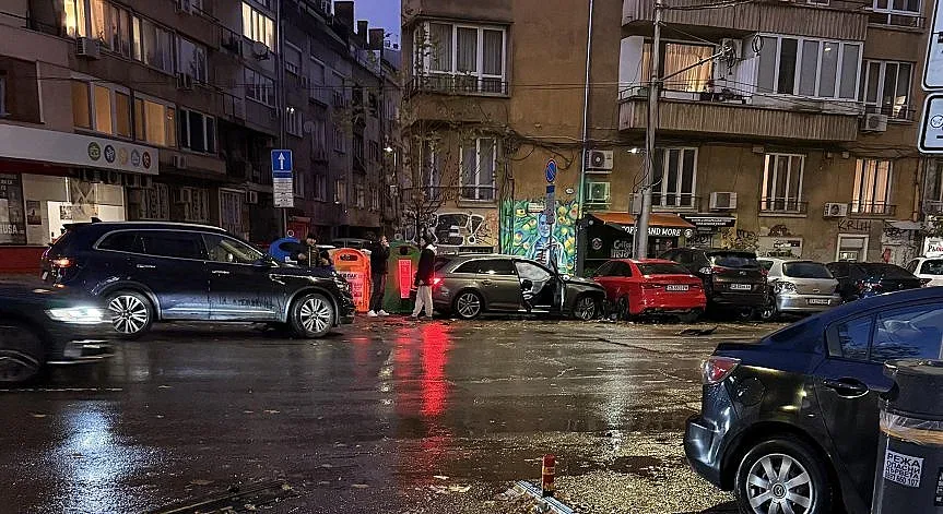 Драма в София. Шофьори изпищяха
