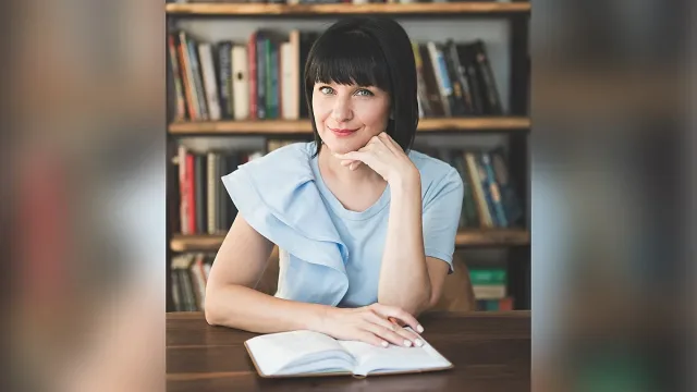 Виктория Бешлийска пуска колекционерско издание на дебютния си роман „Глина“