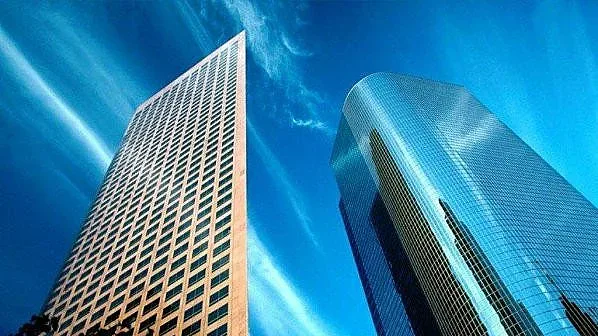 Нов бетонов гигант в Младост! Вдигат 70-метрова кула