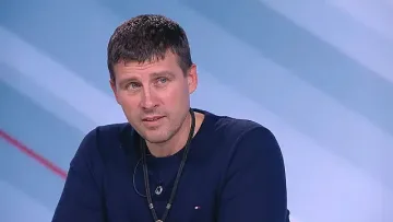 Първи кадри от обиските в дома на Ивелин Михайлов