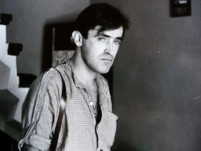 Любимецът на жените у нас умира като пияница на пейка