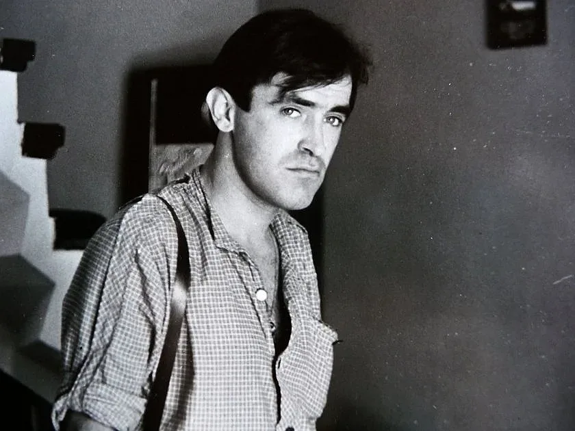 Любимецът на жените у нас умира като пияница на пейка