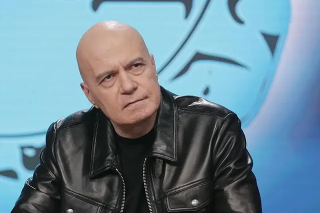 Слави бесен! Разкри как депутат от ПП посочил две жени и тълпата ги нападнала