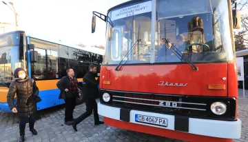 Пускат празнично пътешествие из столицата с ретро чар