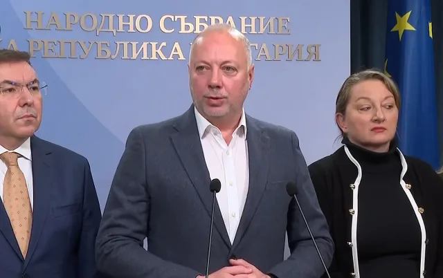 Премиерът Желязков: Сядаме на масата на преговорите