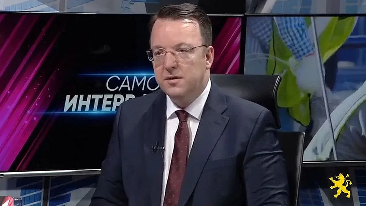 Скандал! Министър от Скопие пищи за европейски натиск върху София