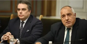 Скандал в парламента! Асен Василев заплаши Борисов