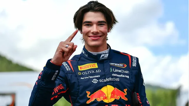 Историческо! Никола Цолов дебютира във Формула 2