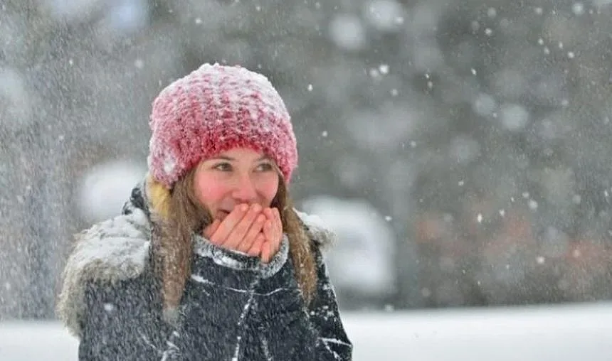 Сняг и студ до часове! НИМХ издаде оранжев код
