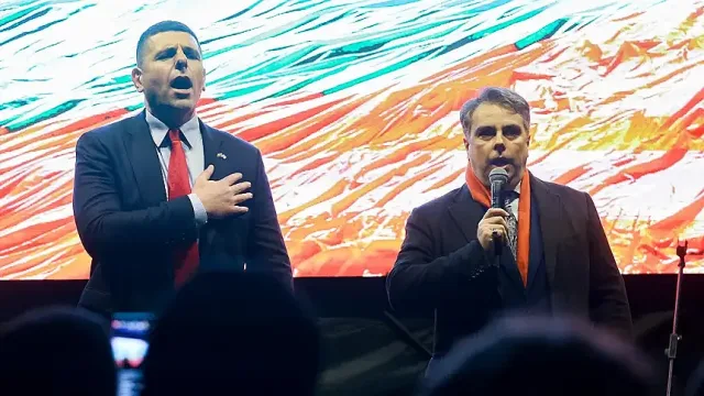 Журналист разкри хулиганските прояви на ПП в нощта на протеста. Грозни сцени