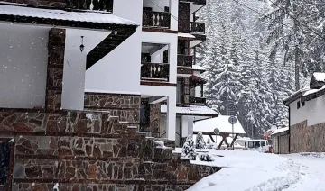 Наш топ курорт с 10 сантиметра сняг, очакват се първите туристи