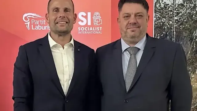 Зафиров проведе ключова среща с премиера на Малта 