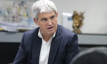 КНСБ и КРИБ се разграничиха от протеста: Партиен е!