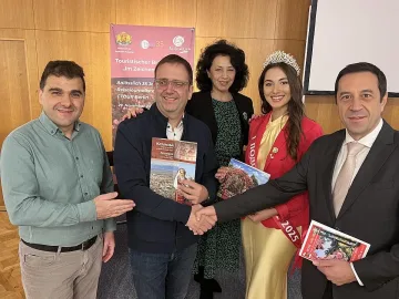 Посланикът на Република България в Германия: „Казанлък и розата са най-големият посланик на България зад граница“