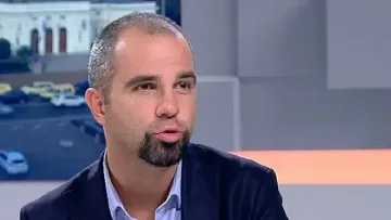 Първан Симеонов: Борисов прави  кабинет хибрид