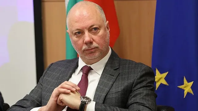 Желязков отсече: Няма да абдикираме