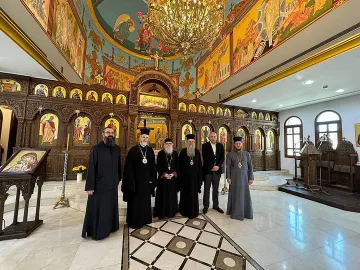 Двама митрополити на знакова визита в Дубай