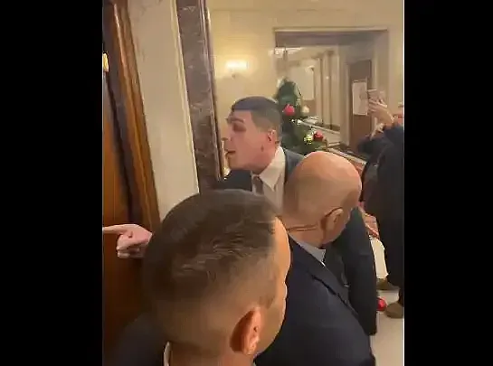 Ивайло Мирчев в амок, налита на бой /ВИДЕО/