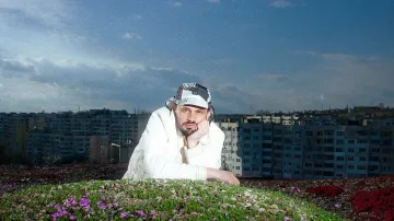 Bulgarian Cartrader представя Greetings From Soulgaria в София и Пловив