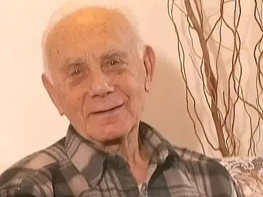 Отиде си авторът на "Една българска роза"