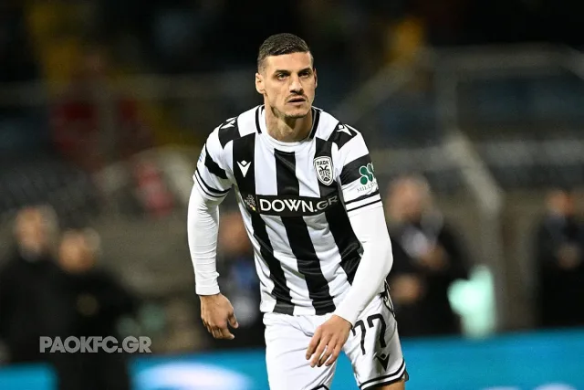 Пропусната дузпа и драматично равенство за Десподов в дербито ПАОК-Арис