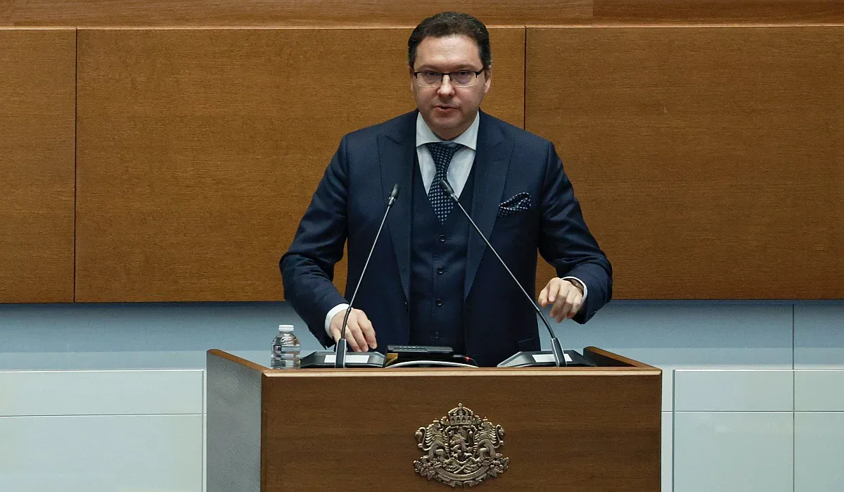 Митов: МВР предотврати хаос и пази реда, въпреки провокациите и вандалските щети