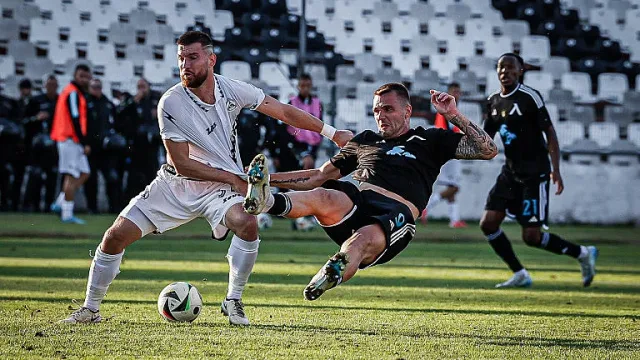 Шок на стадион "Славия"! Какво става с Левски