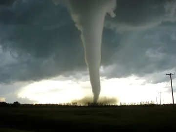 Идва торнадо! MeteoBalkans бие тревога