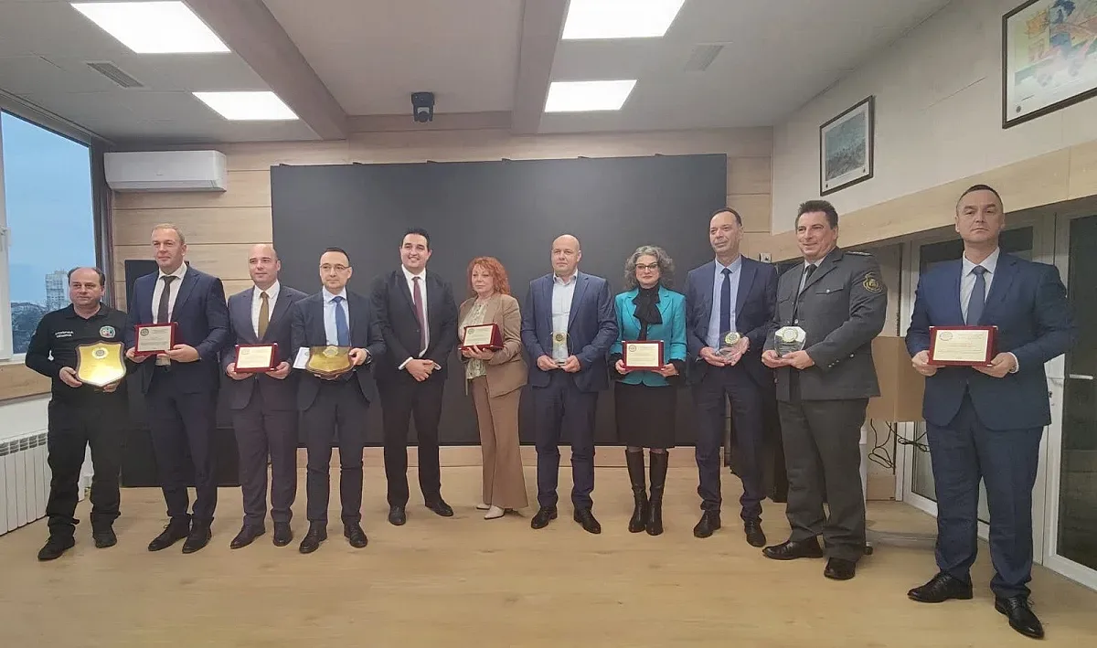 Кметът Галина Стоянова с награда за активна подкрепа на доброволното формирование