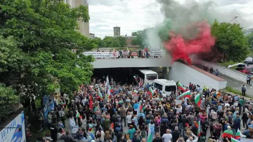 Възраждане: ПП подменя гражданската енергия