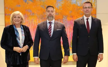 Искра Михайлова и Станислав Анастасов се срещнаха с Крис Смит, зам.-помощник Държавен секретар на САЩ