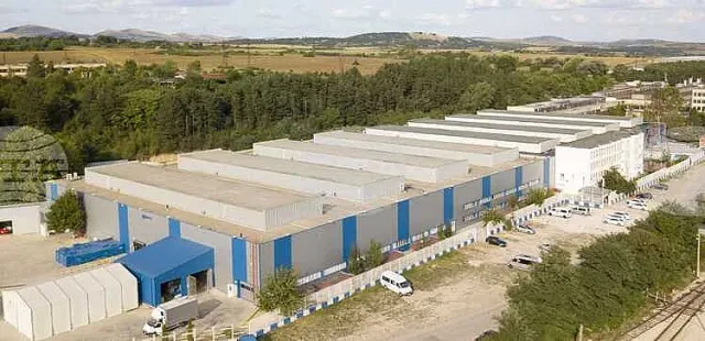 Наш град ври и кипи! Японски завод си отива