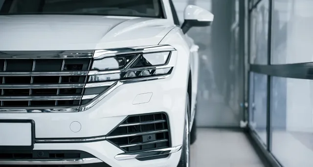 Гигант предлага 30 бона бонус на служителите си, те отказват