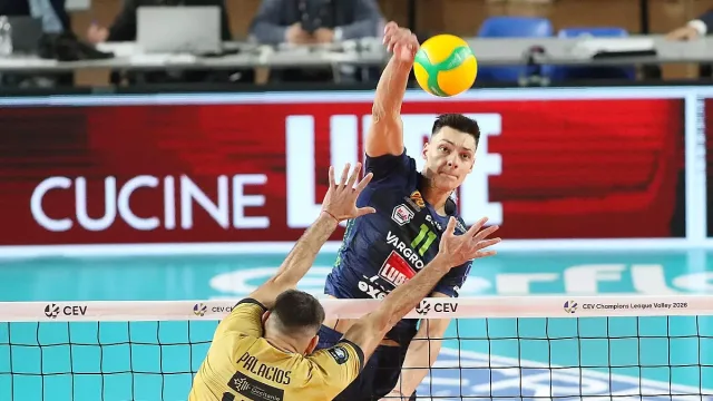 Алекс Николов и Кучине Лубе Чивитанова с уверена победа в Шампионската лига