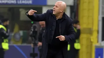 Слот отсече! Ултиматум към Салах