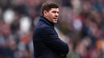 Стивън Джерард каза тежката си дума за Салах