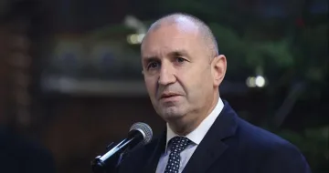 Радев: Днес думата има парламентът