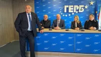 Борисов даде наставления на своите и показа новия знак на ГЕРБ