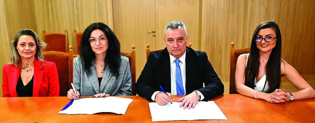 Евроинс и УНСС ще си сътрудничат в практическо обучение на студентите в застраховането