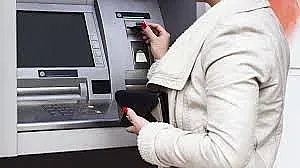 Банкови екипи дежурят в новогодишната нощ, зареждат ръчно евро в банкоматите