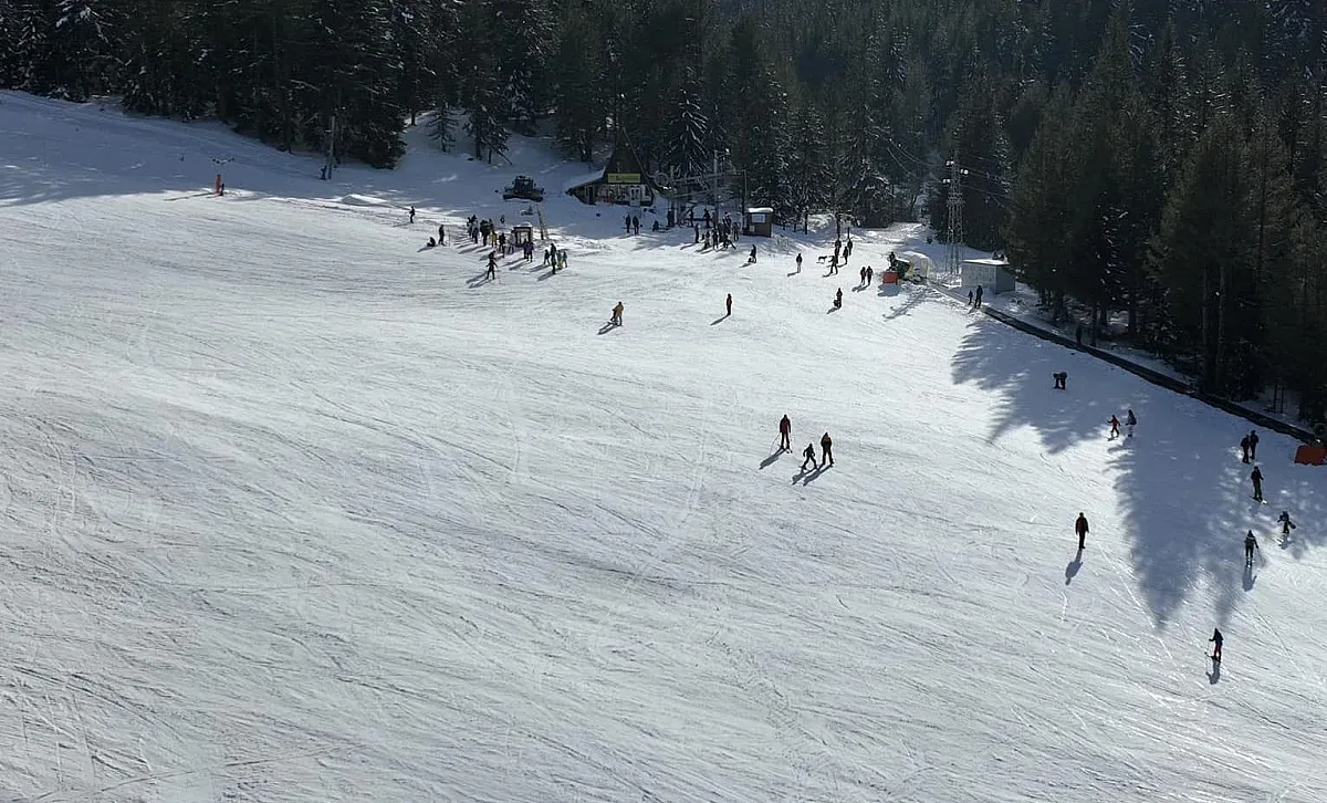 Мальовица отваря зимата с музика, огън и снежни забавления