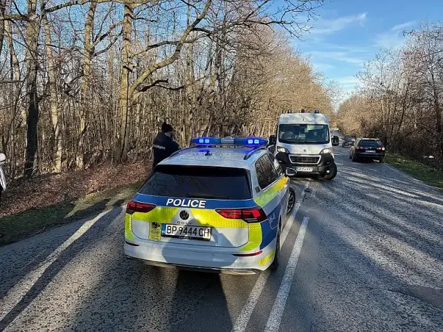 Тежка катастрофа с 2 жени в Северозапада. Летят линейки