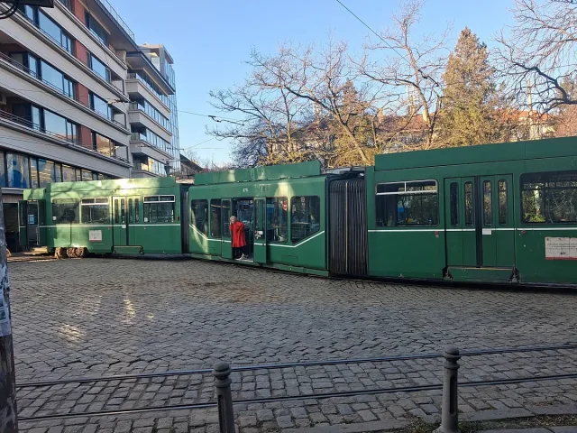 След дни ремонти! Цирк с трамвай в София