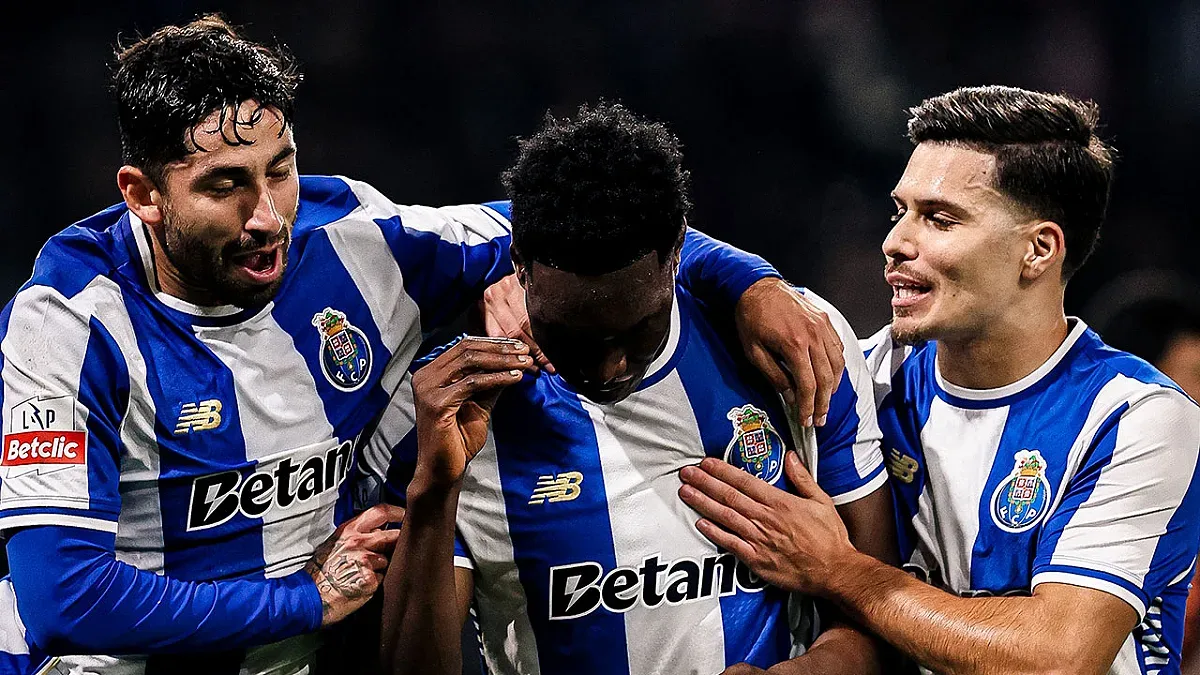 Порто не спира в Португалия! 13 победи и комфортен аванс